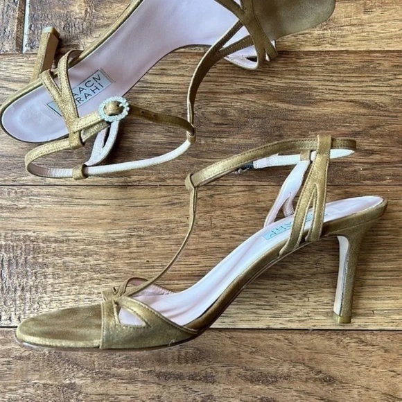 Isaac Mizrahi Gold Metallic Strappy Open Toe Heels Rhinestone Buckle Accent Sz 8 - Picture 5 of 14